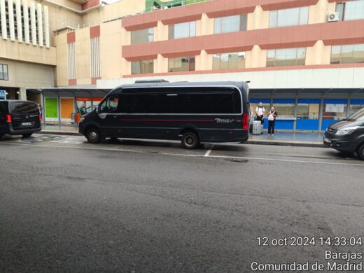 The Ultimate Guide to Minibus Hire